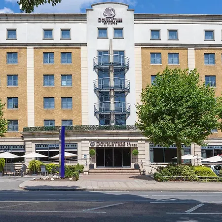 Doubletree By Hilton London Angel Kings Cross-3